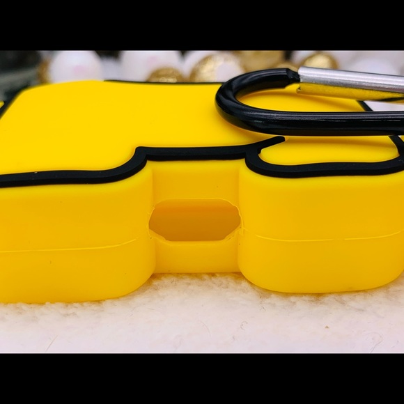 AirPods Pro Protective Silicone Case: Among Us - Picture 8 of 11